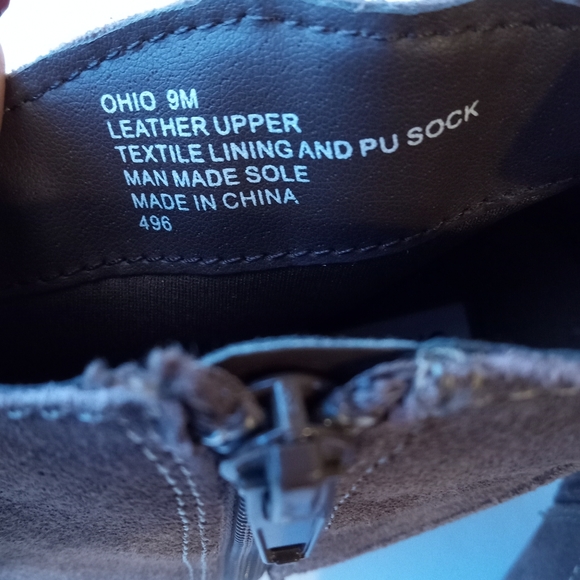 BST SOLD!Steve Madden brown fringe Western style ankle boots - Picture 5 of 9